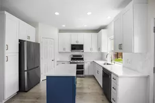 1802 Rockwall Ct, Sugar Land, TX 77479 - Photo 14