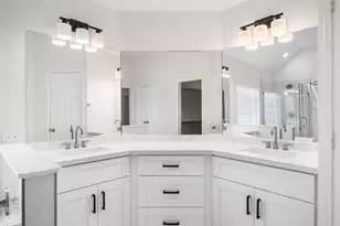 1802 Rockwall Ct, Sugar Land, TX 77479 - Photo 34
