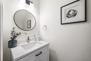1802 Rockwall Ct, Sugar Land, TX 77479 - Photo 24