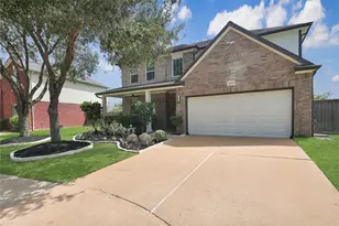 1802 Rockwall Ct, Sugar Land, TX 77479 - Photo 4