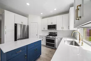 1802 Rockwall Ct, Sugar Land, TX 77479 - Photo 16
