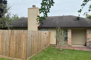 15642 Scenic Haven Dr, Houston, TX 77083 - Photo 4