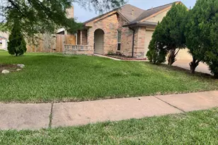 15642 Scenic Haven Dr, Houston, TX 77083 - Photo 2