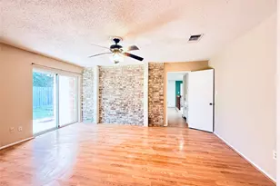 16439 Hickory Knoll Dr, Houston, TX 77059 - Photo 16