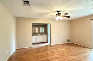 16439 Hickory Knoll Dr, Houston, TX 77059 - Photo 10