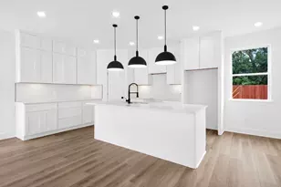 2511 Garapan St, Houston, TX 77091 - Photo 10