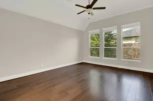 510 Blossom Cove Ct, Pinehurst, TX 77362 - Photo 18