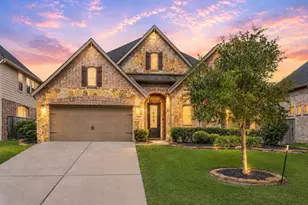 510 Blossom Cove Ct, Pinehurst, TX 77362 - Photo 1