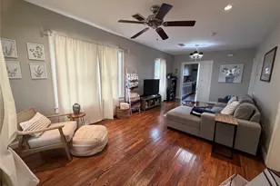 307 E 28th St, Houston, TX 77008 - Photo 2