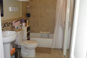 307 E 28th St, Houston, TX 77008 - Photo 18