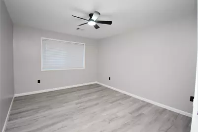 16587 El Camino Real, Houston, TX 77062 - Photo 10