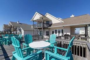 925 Tiki Dr, Tiki Island, TX 77554 - Photo 30