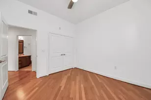 1010 Rosine St, Houston, TX 77019 - Photo 32