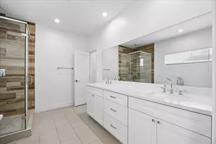 7702 Jacquelyn Oaks Rd, Houston, TX 77055 - Photo 18