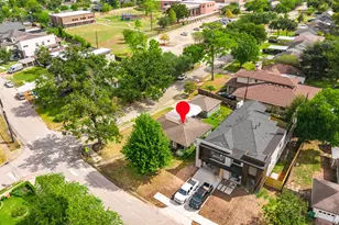 1518 Afton St, Houston, TX 77055 - Photo 4