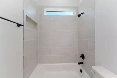 4713 Mallow Street #A/B, Houston, TX 77033 - Photo 18