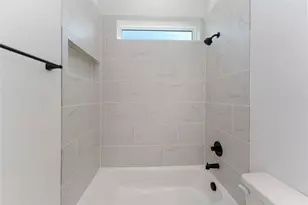 4713 Mallow St, Houston, TX 77033 - Photo 18