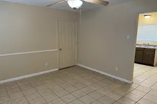 16607 David Glen Dr, Friendswood, TX 77546 - Photo 2