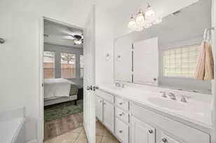 2727 Hidden Landing Dr, Pearland, TX 77584 - Photo 18