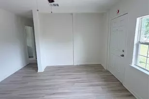 8837 Oak Knoll Ln, Houston, TX 77078 - Photo 8