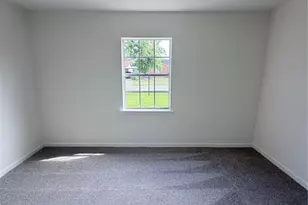 8837 Oak Knoll Ln, Houston, TX 77078 - Photo 14