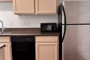 2646 Persa St, Houston, TX 77098 - Photo 10