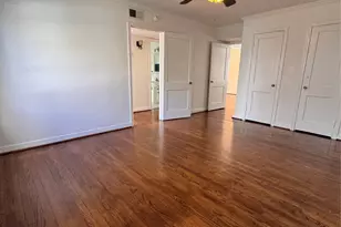 2646 Persa St, Houston, TX 77098 - Photo 8