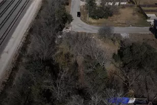 7726 Booker St, Houston, TX 77028 - Photo 2