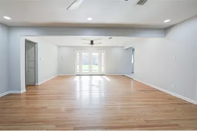 5231 Benning Drive, Houston, TX 77035 - Photo 10