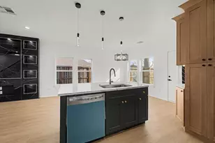 9214 Madera Rd, Houston, TX 77078 - Photo 8