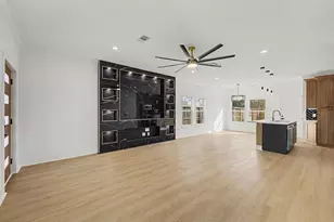 9214 Madera Rd, Houston, TX 77078 - Photo 10