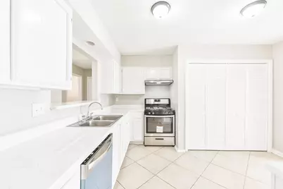 8046 Split Pine Drive, Houston, TX 77040 - Photo 10