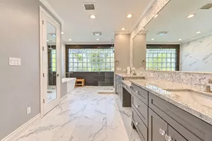 4967 Dumfries Dr, Houston, TX 77096 - Photo 14