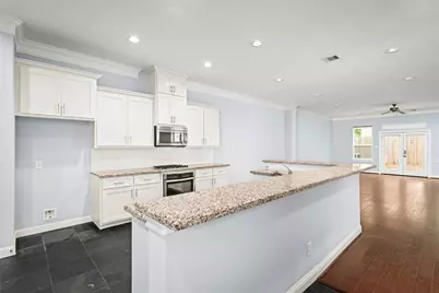 1611 Summer Street #B, Houston, TX 77007 - Photo 6