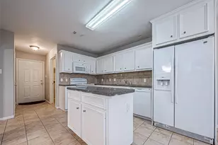 10043 Morocco Rd, Houston, TX 77041 - Photo 12