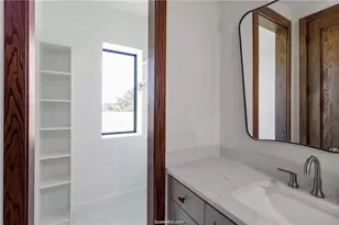 4558 Hicks Ln, Bryan, TX 77845 - Photo 26
