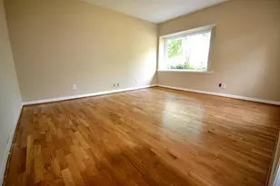 11211 Ash Creek Dr, Houston, TX 77043 - Photo 14