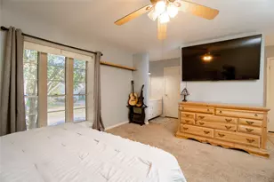 2816 Country Club Dr, Pearland, TX 77581 - Photo 10