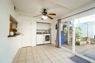 2816 Country Club Dr, Pearland, TX 77581 - Photo 6