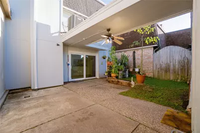 2816 Country Club Drive, Pearland, TX 77581 - Photo 18