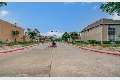 11002 Hammerly Boulevard #169, Houston, TX 77043 - Photo 32
