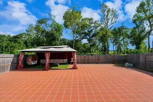11227 Burgus Farm Rd, Humble, TX 77346 - Photo 30