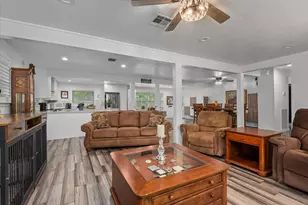 16701 Surrey Ln, Stagecoach, TX 77355 - Photo 10