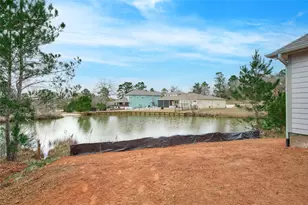 43 Silver Lks Dr, Huntsville, TX 77340 - Photo 2