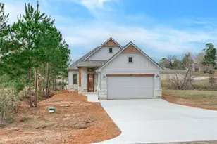 43 Silver Lks Dr, Huntsville, TX 77340 - Photo 1