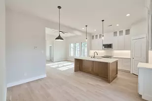 43 Silver Lks Dr, Huntsville, TX 77340 - Photo 16