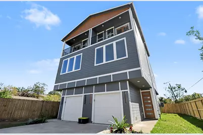 5000 Higgins Street #A and B, Houston, TX 77033 - Photo 2