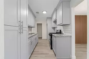 714 E 43rd St, Houston, TX 77022 - Photo 6