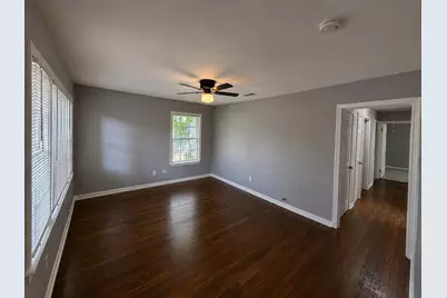 6018 Beldart Street, Houston, TX 77033 - Photo 4
