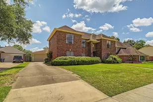 410 Crestwood Dr, El Lago, TX 77586 - Photo 2